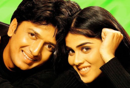 Riteish Deshmukh and Genelia D’Souza let themselves off guard at Toronto